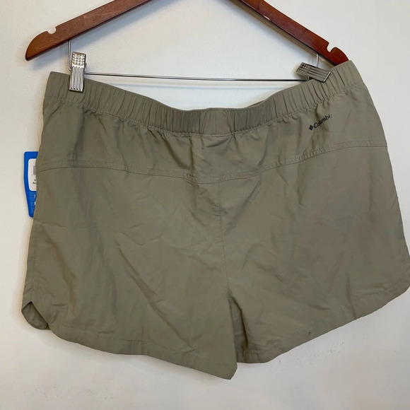 NWT Columbia|| Blossom Bay Shorts Womens L Gray/green Elastic Stretch Nylon - Picture 8 of 10